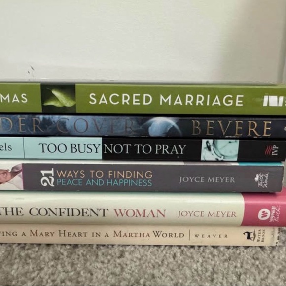 Book Collection - Assorted Colors - Picture 1 of 1